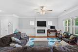 8629 Chapin St - Photo 5