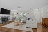 1477 Shoveller Ave - Photo 3