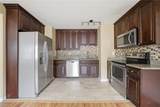 2809 Halsey St - Photo 9