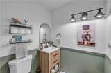 2492 Mirror Lake Dr - Photo 20
