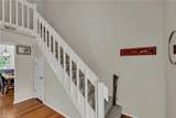 2492 Mirror Lake Dr - Photo 34