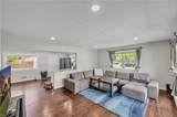 8069 Lynnbrook Dr - Photo 3