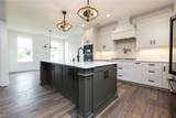 8904 River Cres - Photo 11