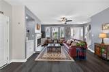2304 Barnsely Ct - Photo 4