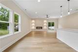 1122 Pembroke Ave - Photo 3