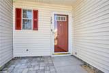 172 Wexford Dr - Photo 1