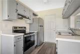 172 Wexford Dr - Photo 6