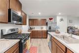 305 Lorraine Dr - Photo 10