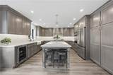 713 Vanderbilt Ave - Photo 16