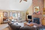 9467 Dutton Rd - Photo 15