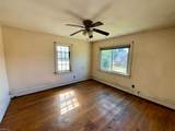2910 Woodland Ave - Photo 12