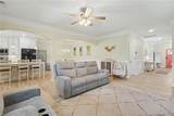 8621 Chapin St - Photo 9