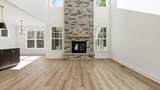 303 Warwick Xing - Photo 15