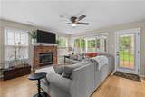 816 Woodcott Dr - Photo 8