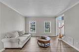 404 Vespasian Cir - Photo 11