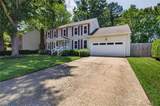 689 Churchill Dr - Photo 3
