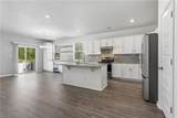 124 Meadows Landing Ln - Photo 2