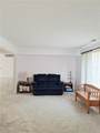 1256 Homestead Dr - Photo 4