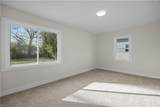 9426 Atwood Ave - Photo 7