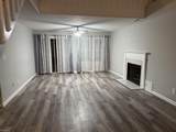 813 Gas Light Ln - Photo 4