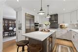 100 Holly Cres - Photo 16