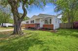 2708 Halsey St - Photo 2