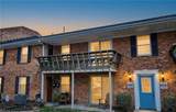 1010 Barclay Sq - Photo 1