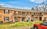 1010 Barclay Sq - Photo 2