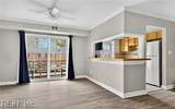1010 Barclay Sq - Photo 6