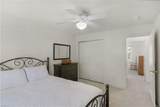 2711 Deerfield Cres - Photo 4
