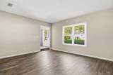 413 Creekwood Dr - Photo 8