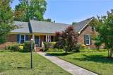 1329 Creekview Dr - Photo 2