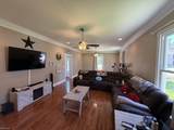 404 Clay St - Photo 12