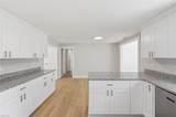 7019 Hunters Ct - Photo 6