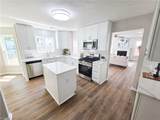 220 Upland Dr - Photo 3