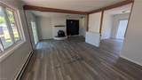 2852 Shore Dr - Photo 2