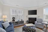 2073 Bierce Dr - Photo 9