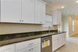 2402 Hanson Ave - Photo 18