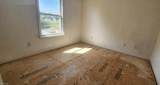 2402 Octopus Rd - Photo 12