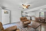 207 Robinson Dr - Photo 7