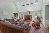 1006 Seville Dr - Photo 3