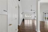 402 Calvin St - Photo 5