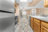 315 Gainsborough Sq - Photo 12