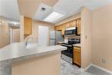 315 Gainsborough Sq - Photo 14