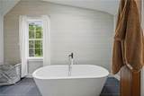 8228 Chesapeake Blvd - Photo 24