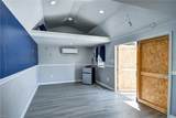2412 Pine Tree Way - Photo 38