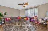 912 Southmoor Dr - Photo 11