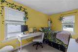 695 Chatsworth Dr - Photo 22