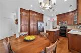208 Robinhood Rd - Photo 13