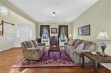 208 Robinhood Rd - Photo 9